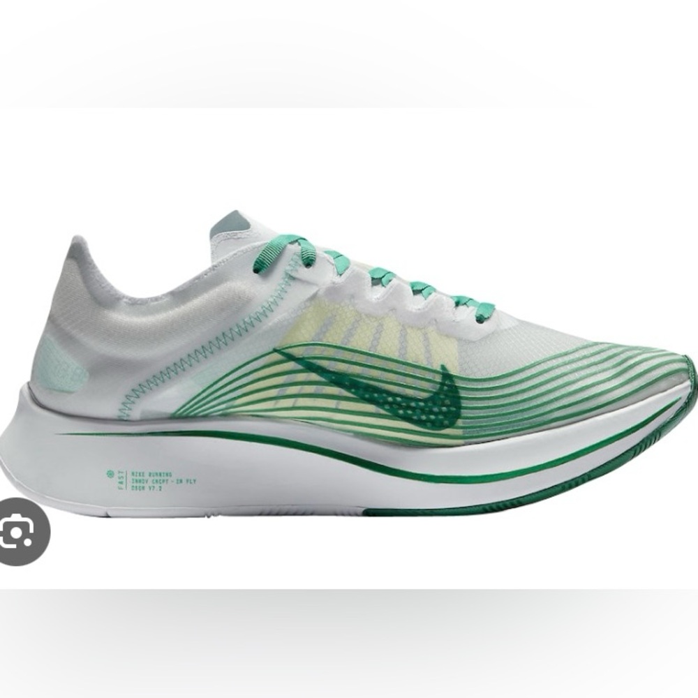 NIKE ZOOM FLY SP